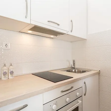 アパート Batela *