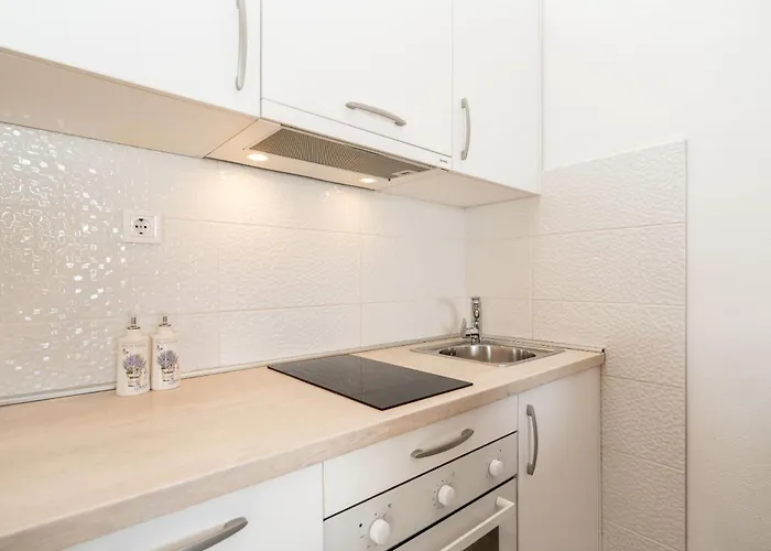 Апартаменты Batela *